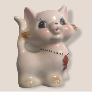 Cute cat piggy bank